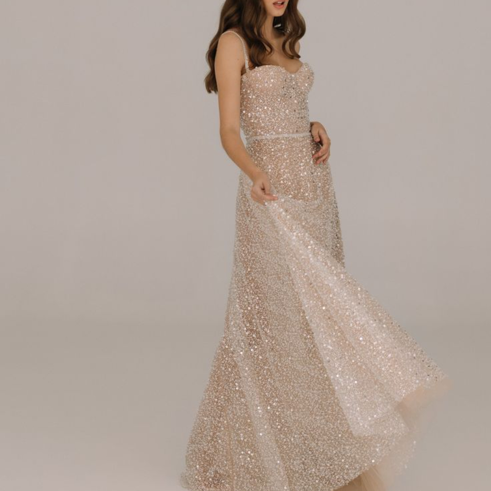 what is an evening dress